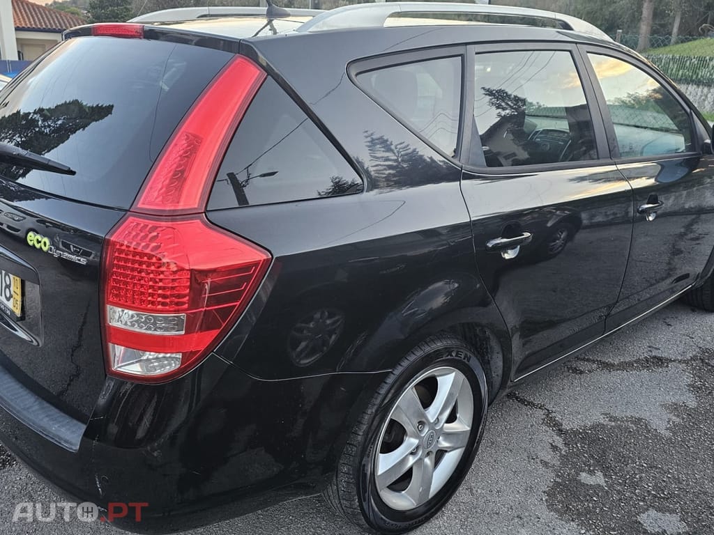 Kia Ceed 1.4 CVVT EX ISG