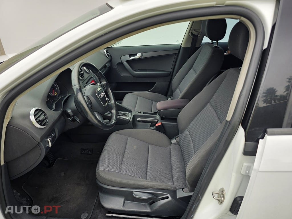 Audi A3 Sportback 1.6 TDI Advance S tronic