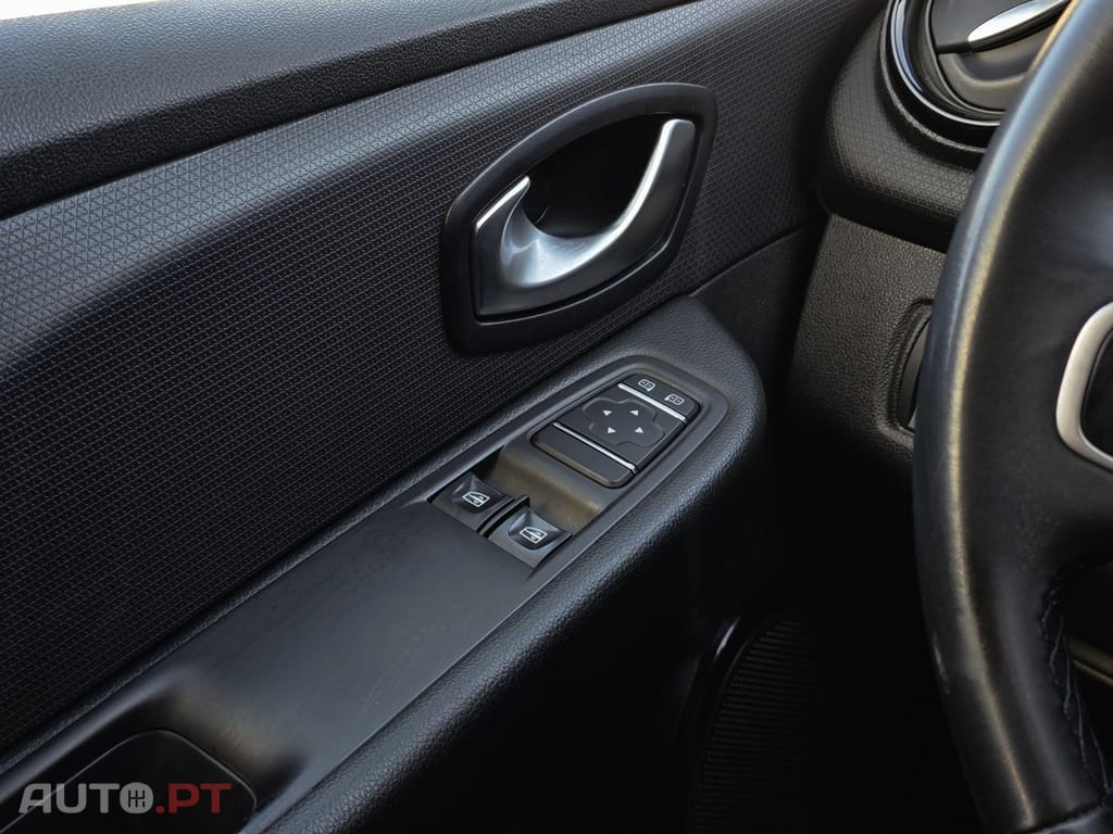 Renault Clio Sport Tourer Energy dCi 110 Start & Stop INTENS