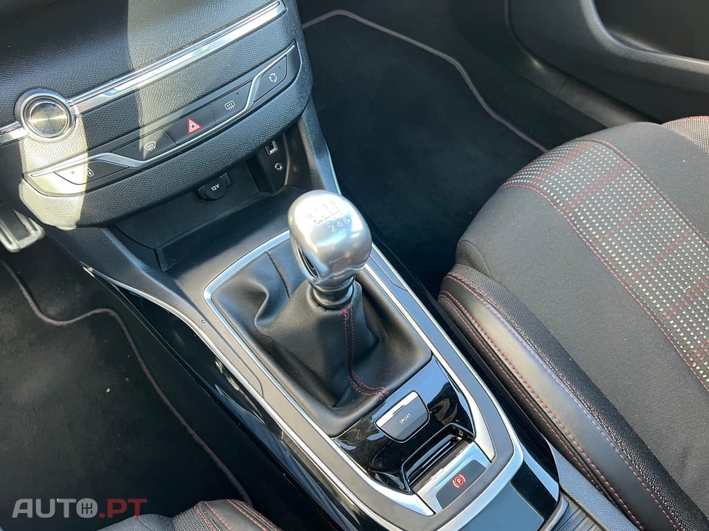 Peugeot 308 1.2 e-THP GT Line