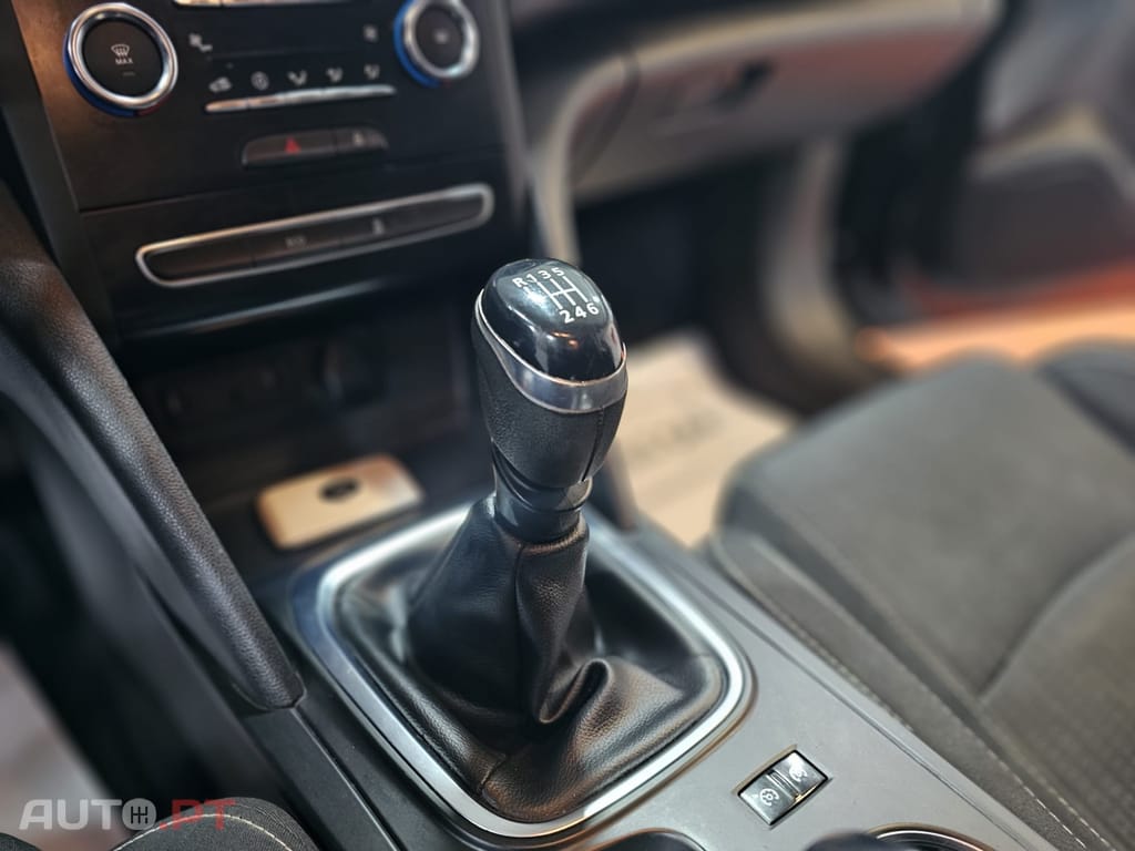 Renault Mégane 1.5 Blue dCi Intens