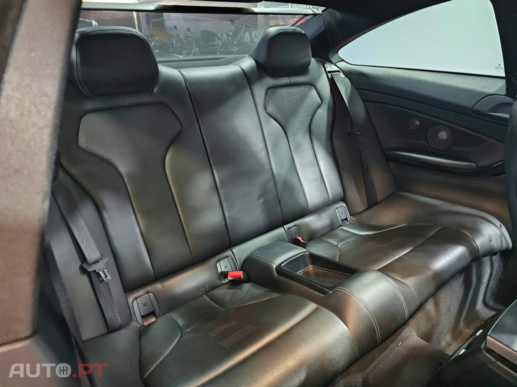 BMW M4 DKG Auto