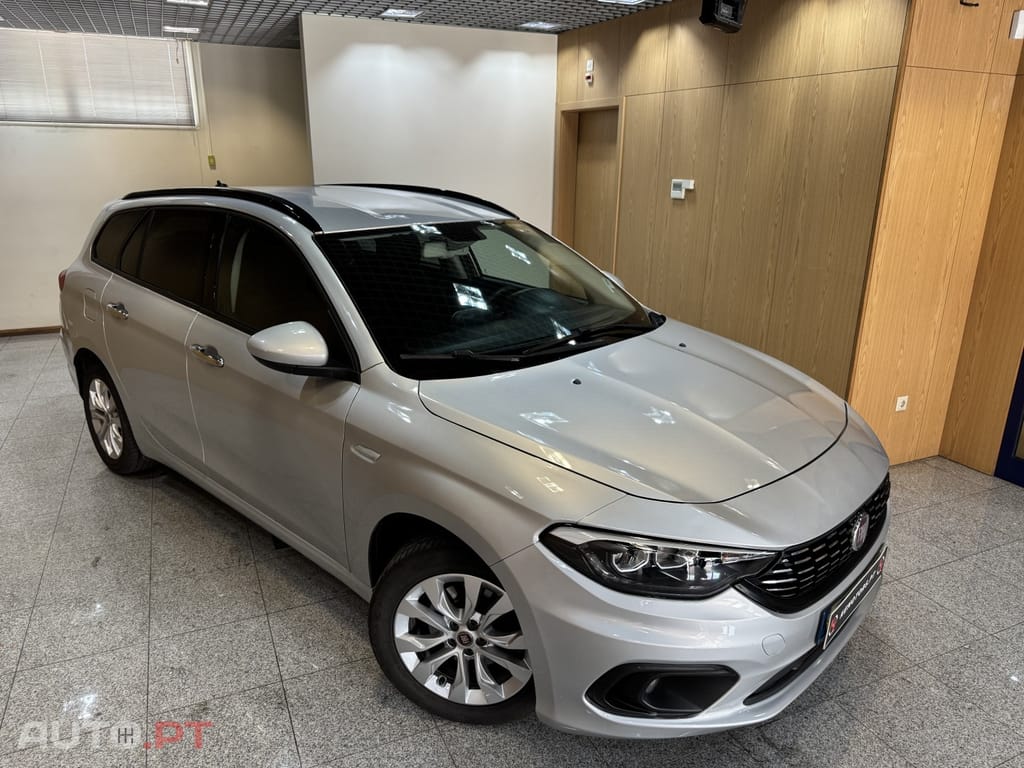 Fiat Tipo 1.3 M-Jet Lounge