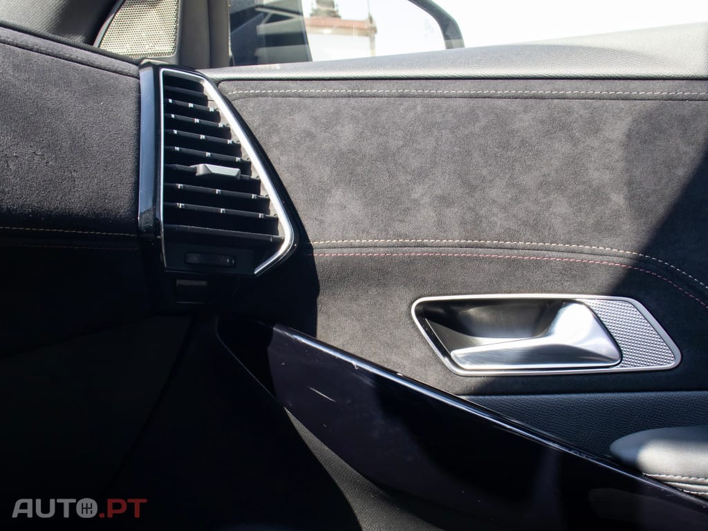 DS DS7 Crossback E-Tense Performance Line EAT8