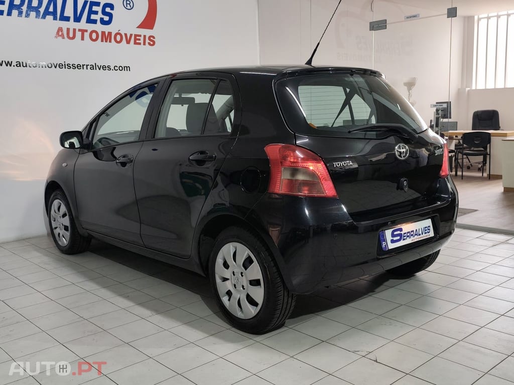 Toyota Yaris 1.0 VVT-i AC
