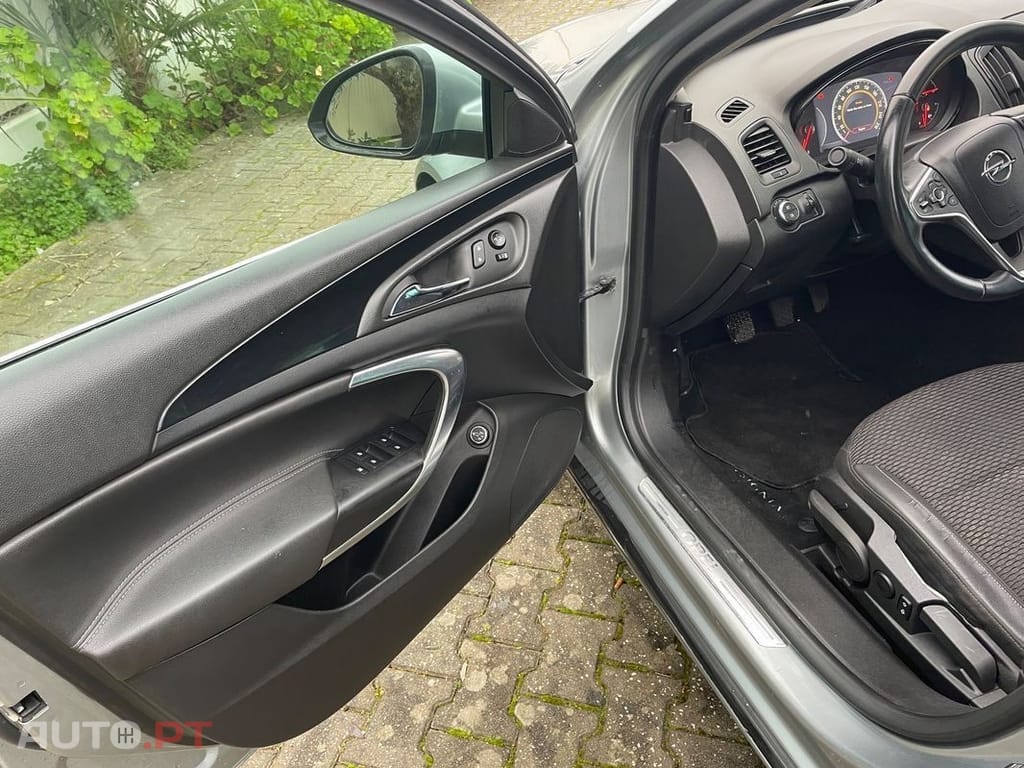Opel Insignia 2.0 CDTi Selection S/S