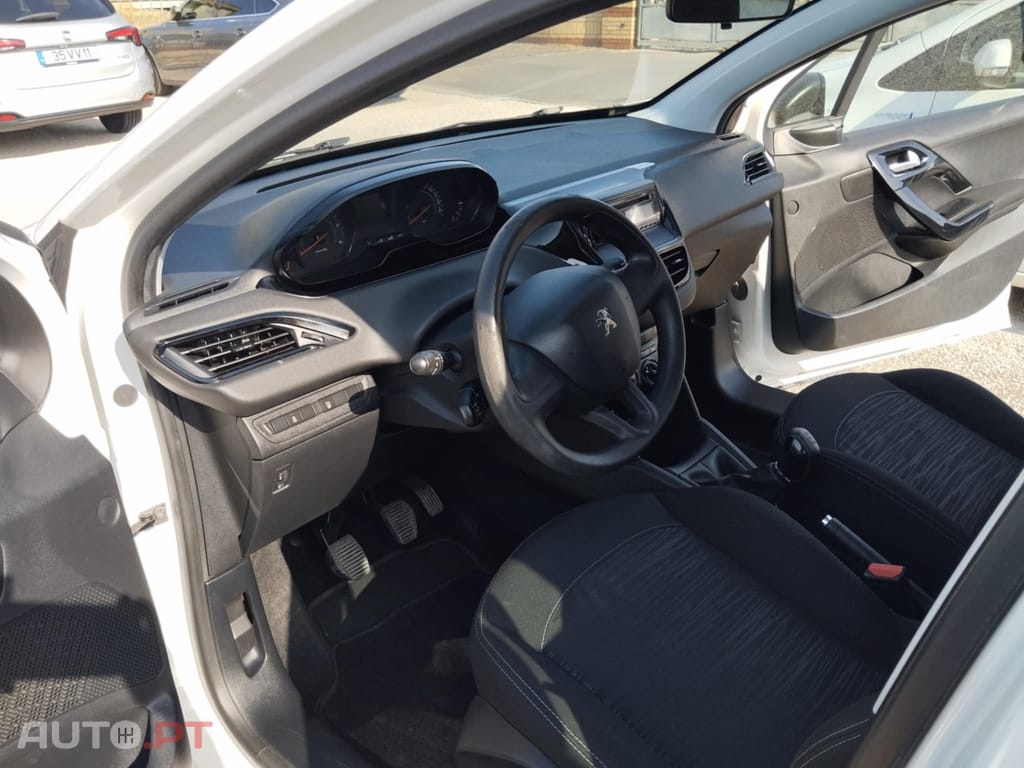Peugeot 208 1.4HDI VAN