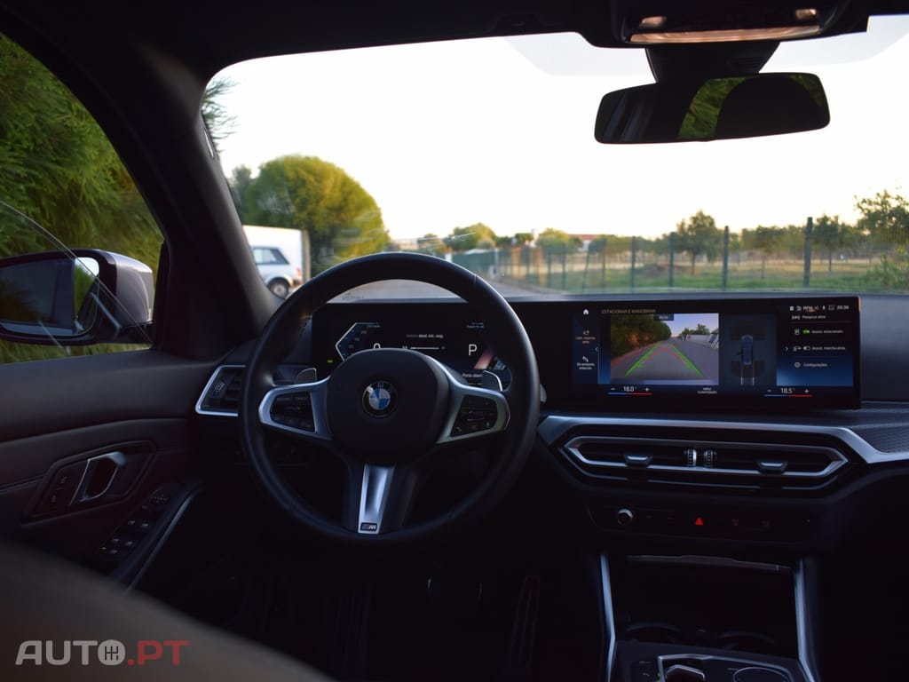 BMW 320 d Touring Pack Desportivo M Auto