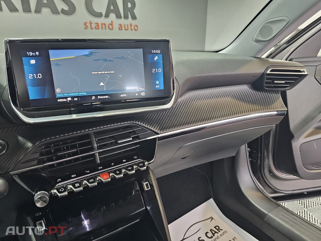 Peugeot 2008 1.5 BlueHDi Active Pack EAT8