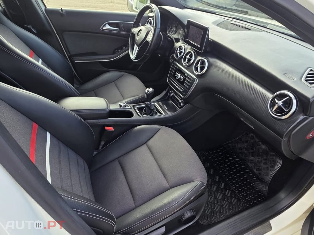 Mercedes-Benz A 180 CDI (BlueEFFICIENCY) Style