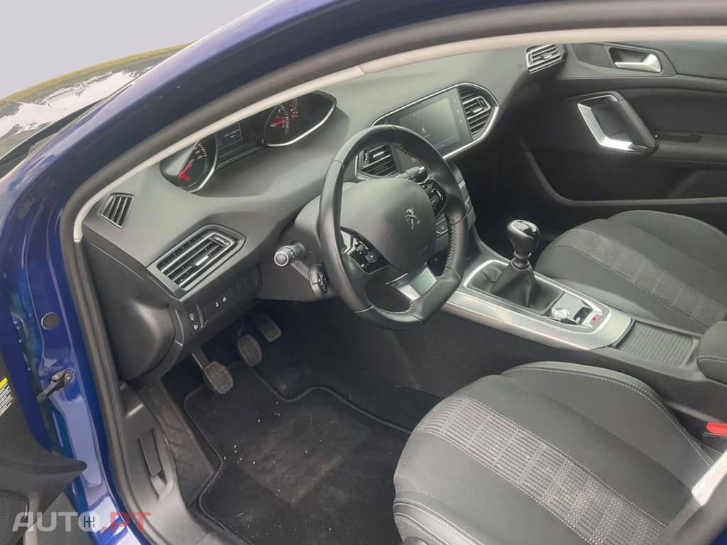Peugeot 308 1.2 PureTech Allure