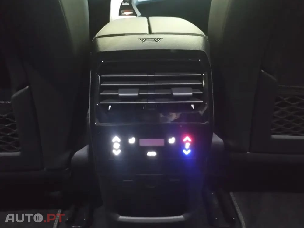 Peugeot E-5008 73 kWh GT