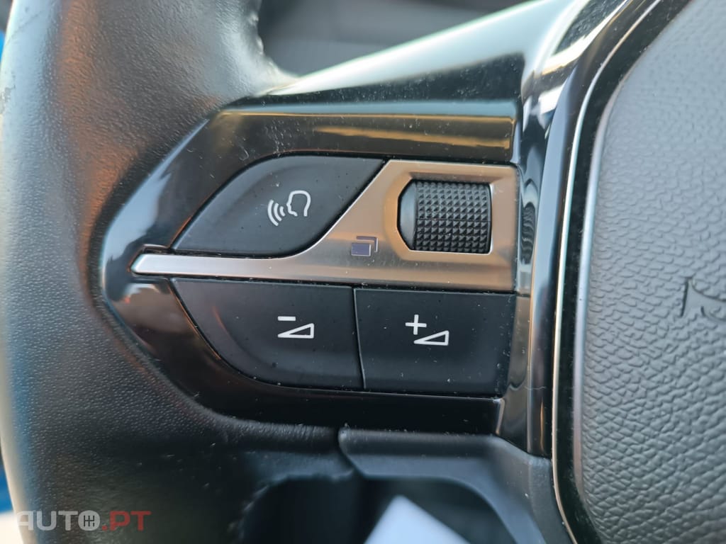 Peugeot 208 1.5 BlueHDi Allure
