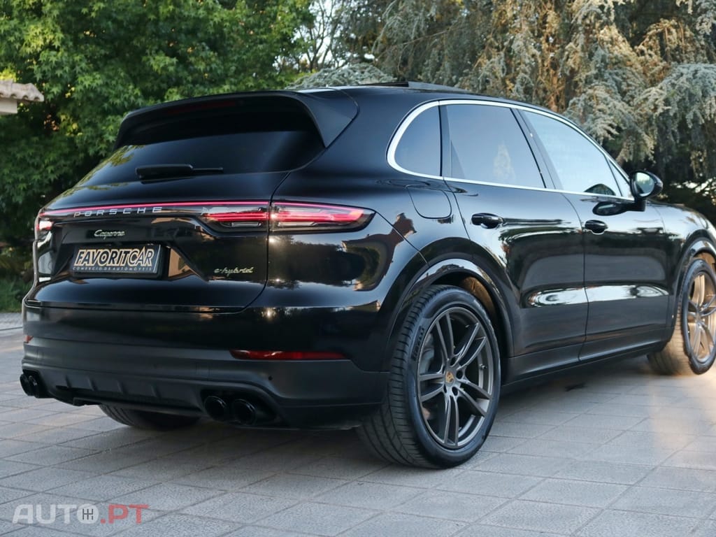 Porsche Cayenne E-Hybrid Platinum Edition