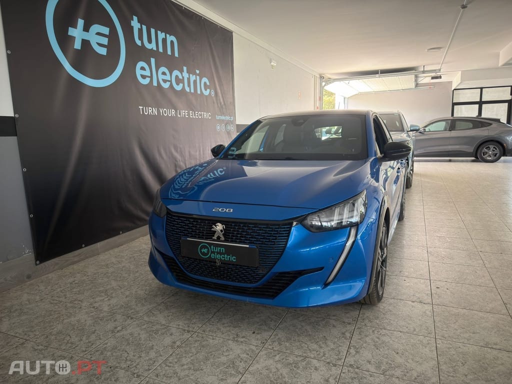 Peugeot E-208 50 kWh GT