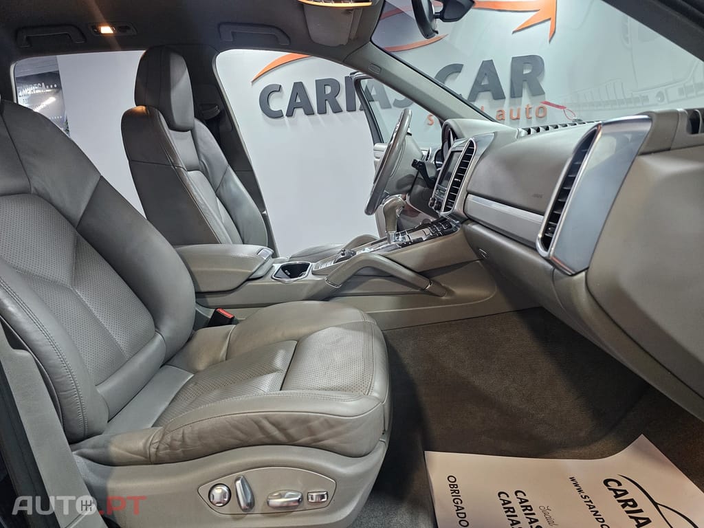 Porsche Cayenne Tiptronic