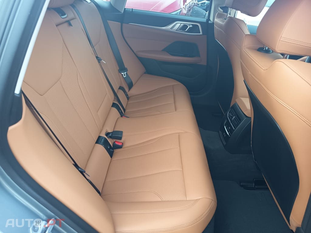BMW i4 eDrive35