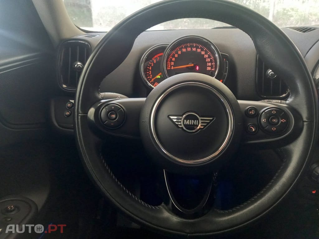 MINI Countryman One