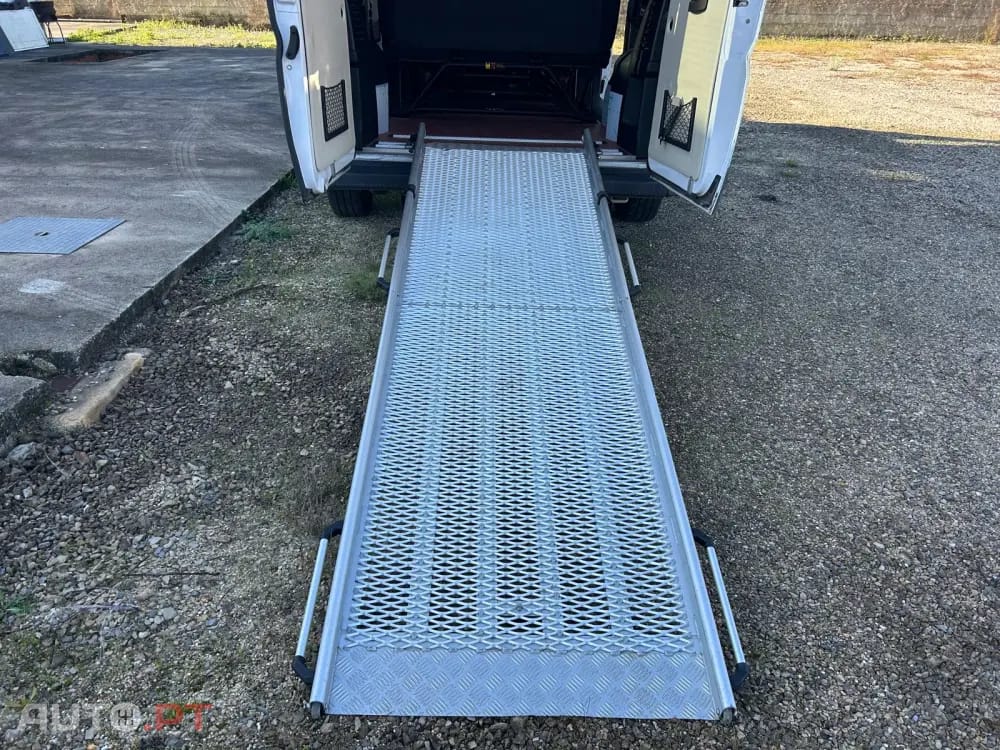 Fiat Ducato 33 2.2 M-Jet L CD