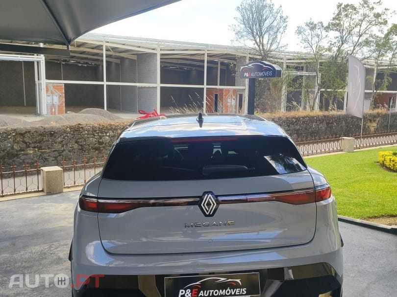 Renault Mégane E-Tech EV60 220hp optimum charge Iconic
