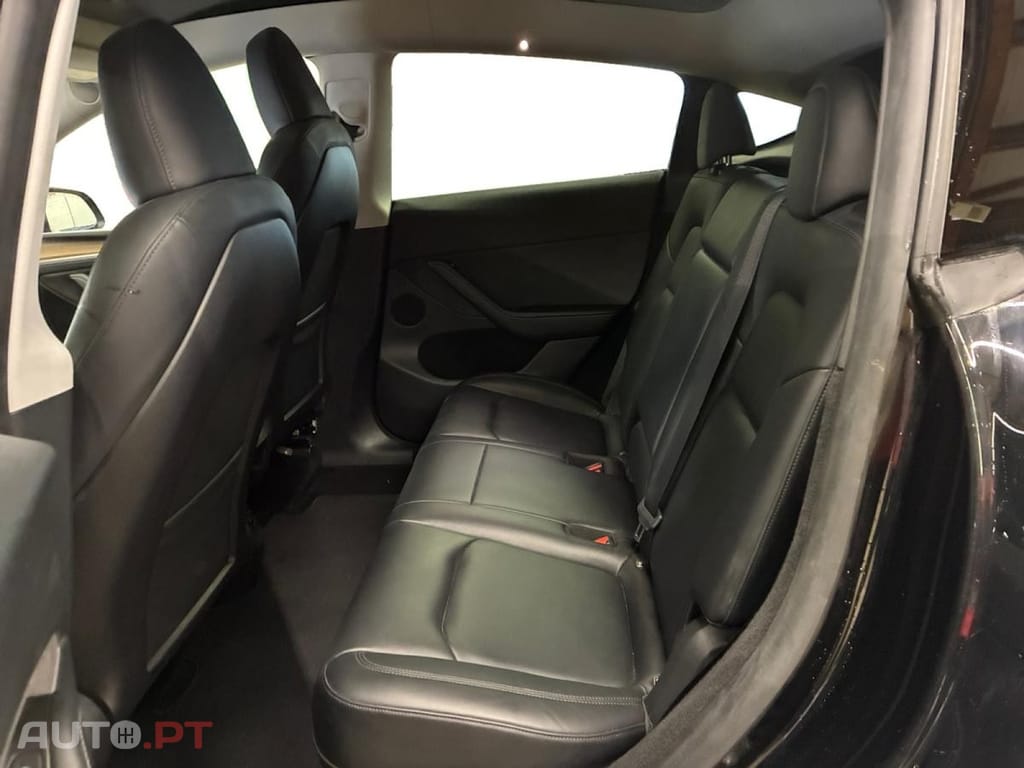 Tesla Model Y Performance Dual Motor AWD