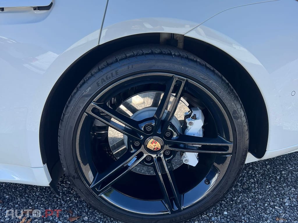 Porsche Taycan Turbo