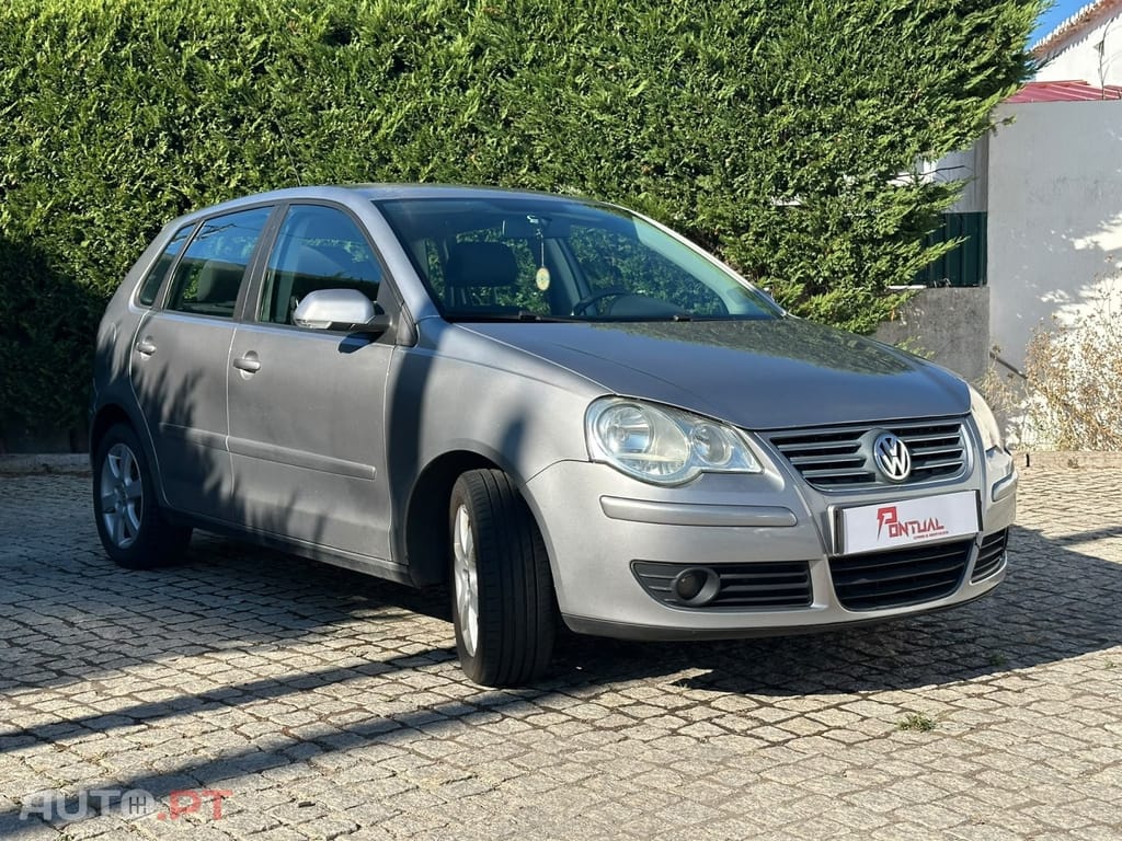 Volkswagen Polo 1.2 Confortline AC — fotografia 2