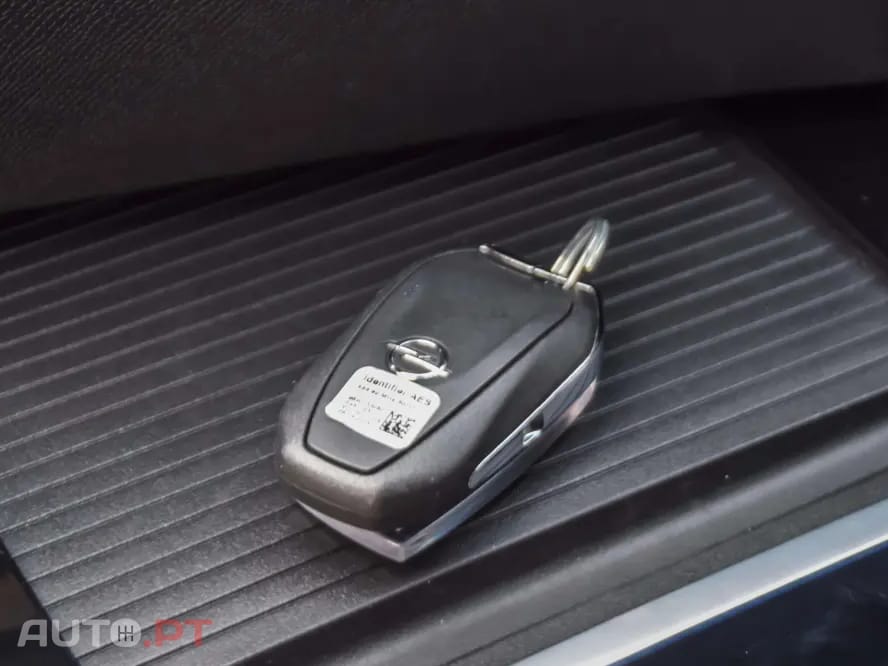 Opel Astra 1.2 T GS Line