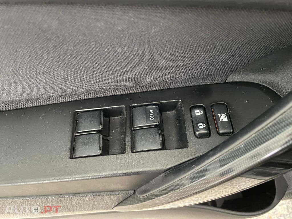 Toyota Auris 1.4 D-4D Exclusive+P.Sport