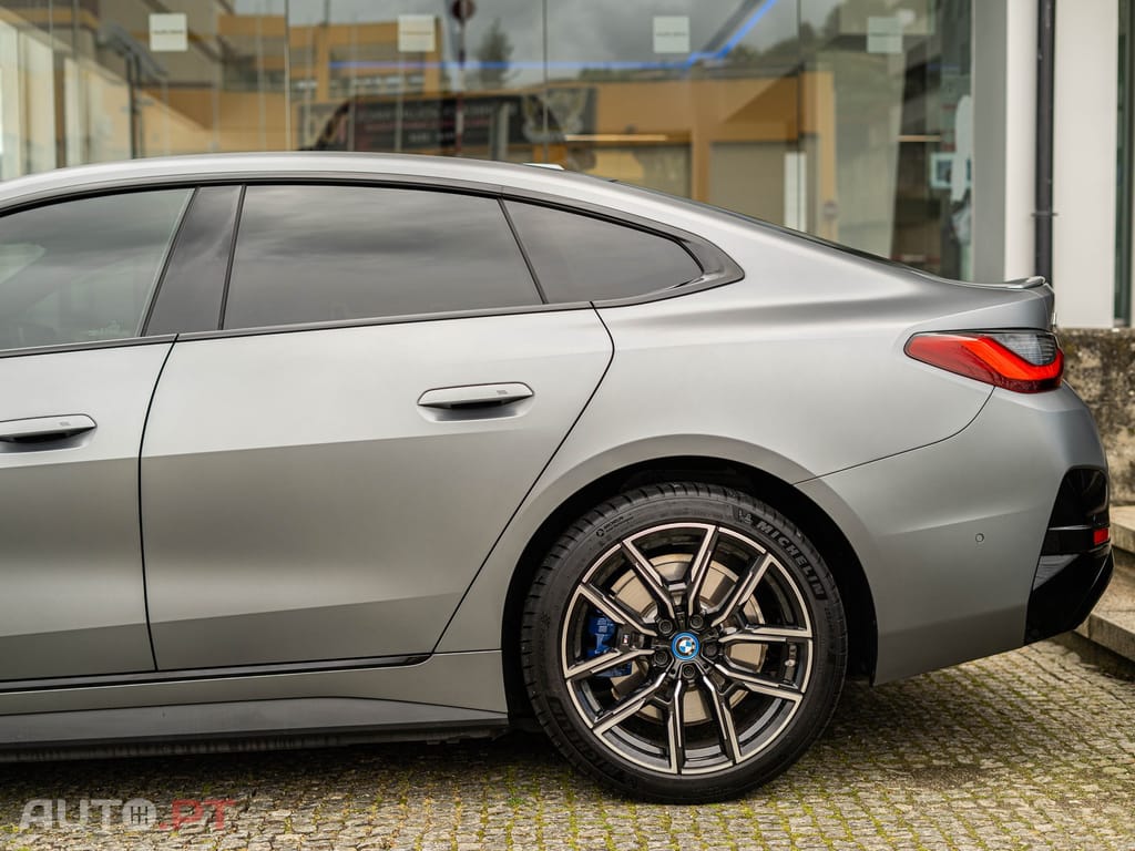 BMW i4 M50