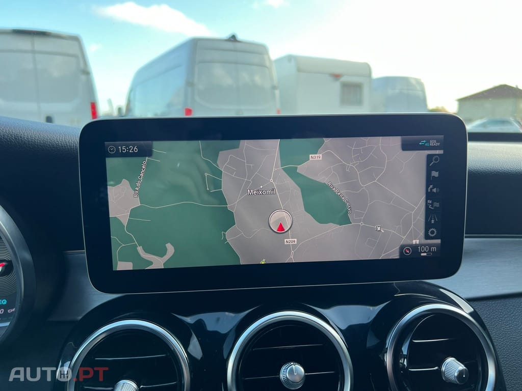 Mercedes-Benz C 200 AMG LINE