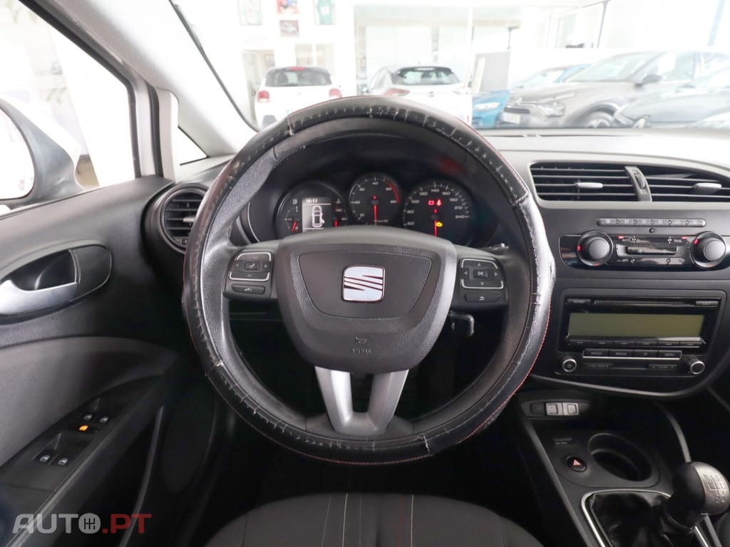 Seat Leon 1.6 TDI DPF Ecomotive Style