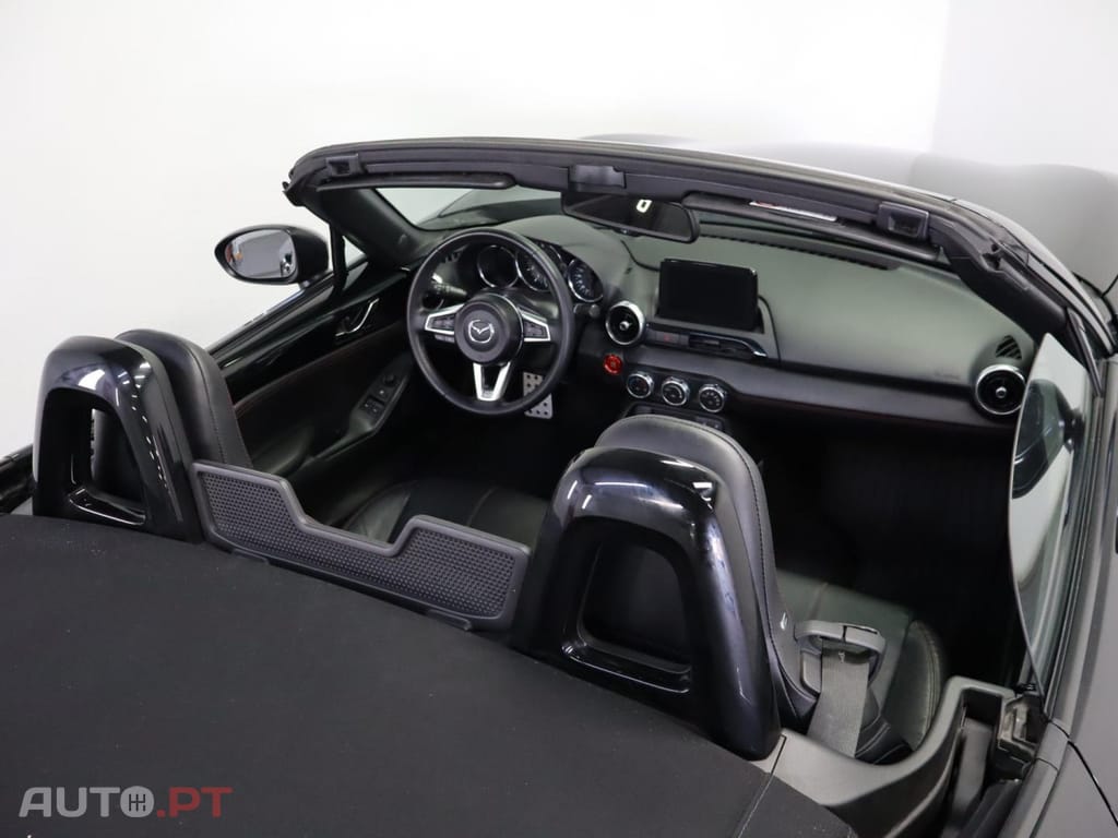 Mazda MX-5 1.5 SKY- G  Evolve Navi