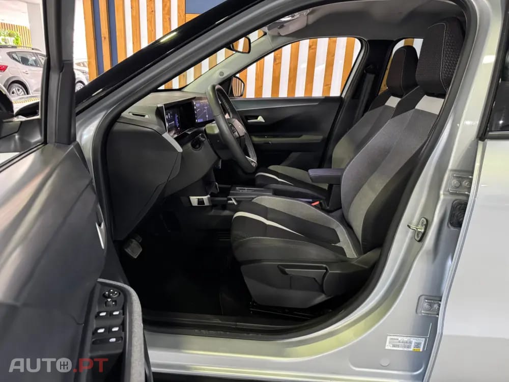 Opel Frontera 1.2 Hybrid GS eDCT