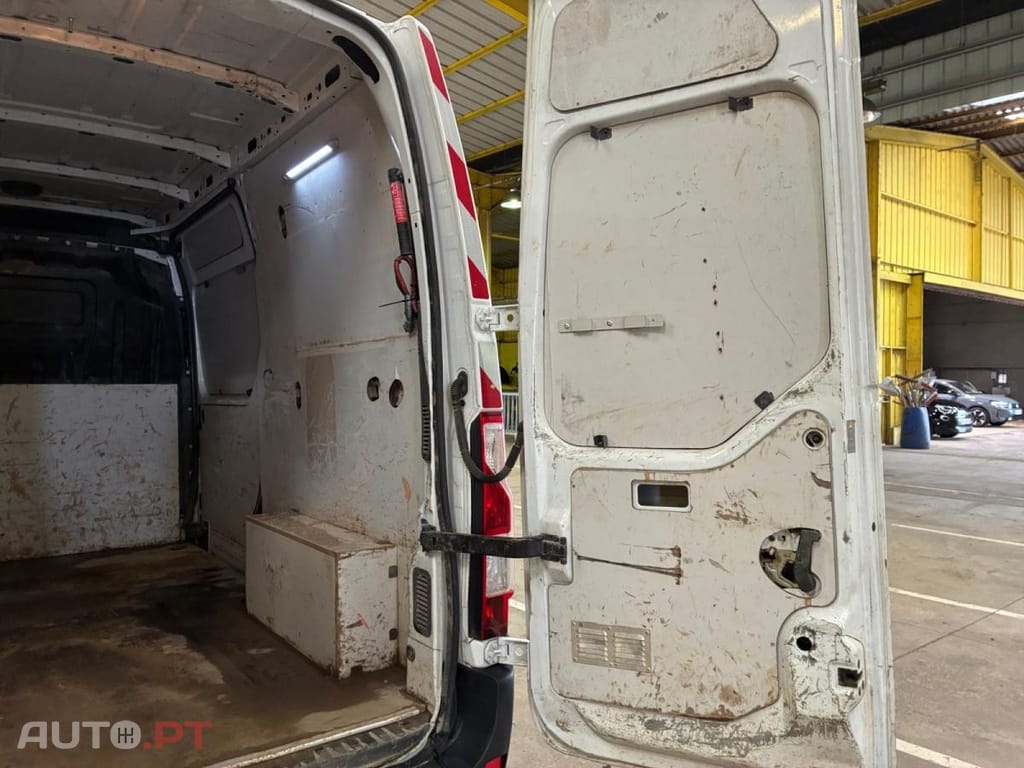 Renault Master 2.3 dCi L2H2 3.5T Grand Confort