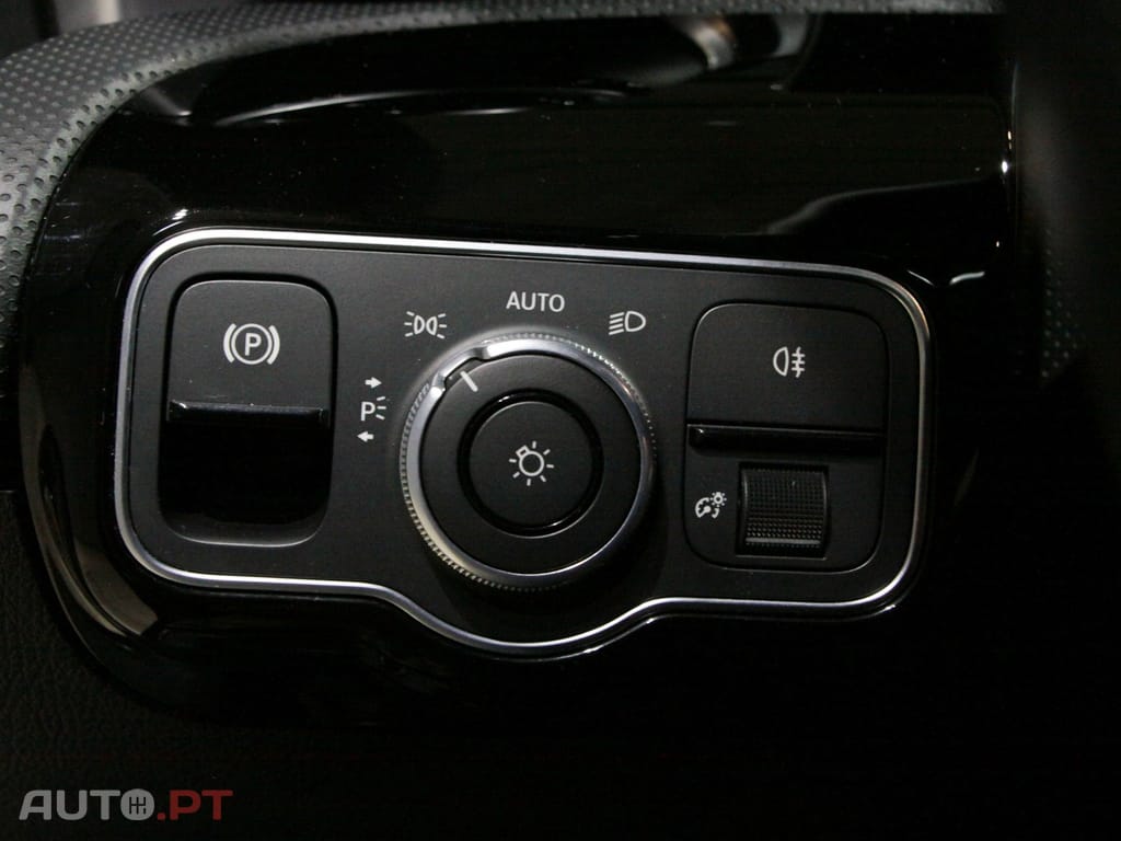 Mercedes-Benz CLA 180 d AMG Line
