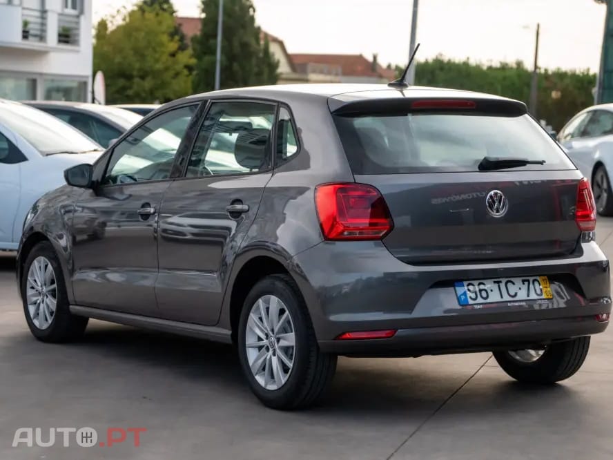 Volkswagen Polo 1.0 Confortline