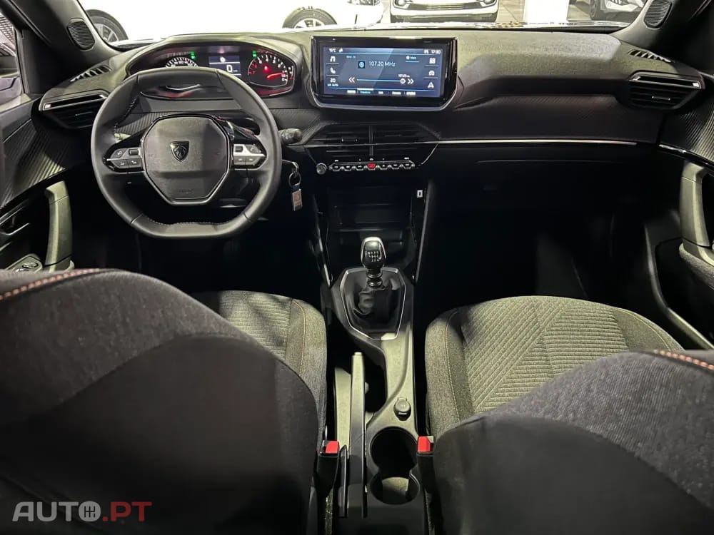 Peugeot 2008 1.2 PureTech Style