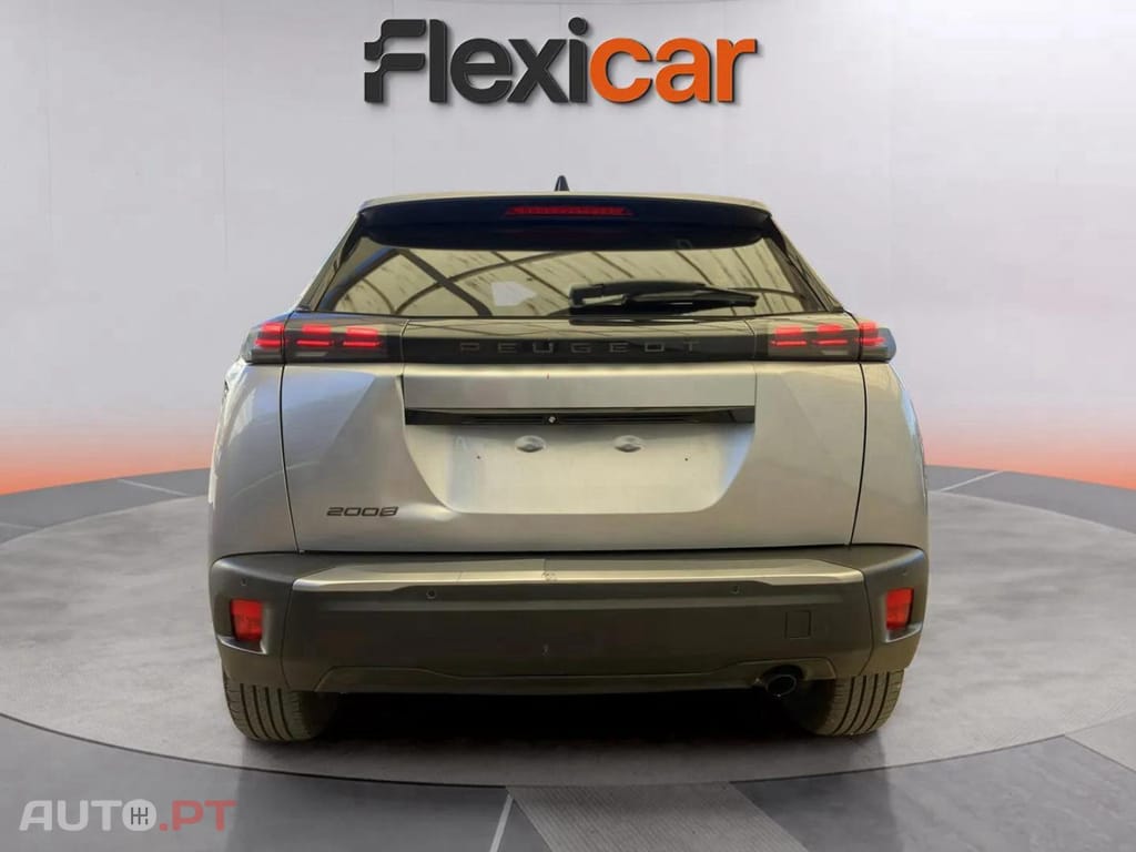 Peugeot 2008 1.2 PureTech Allure