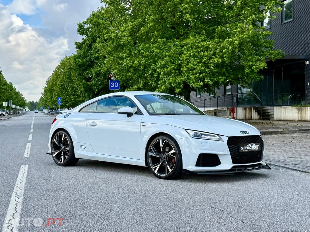Audi TT 2.0 TDI S-line