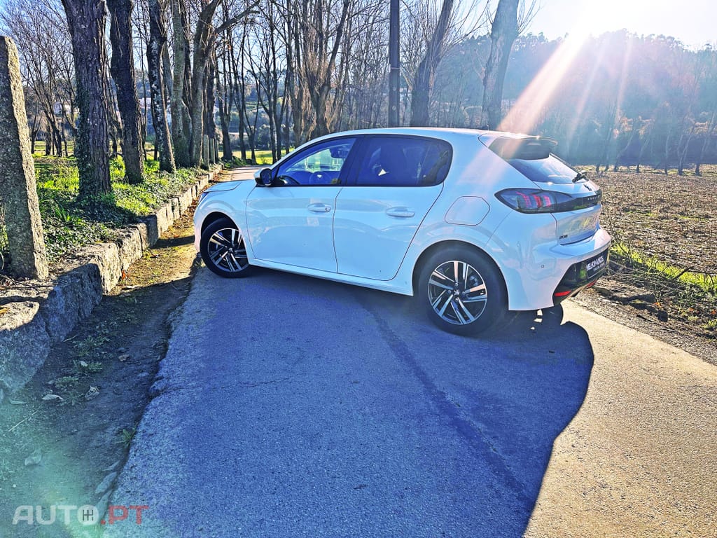 Peugeot 208 1.2 PureTech Allure