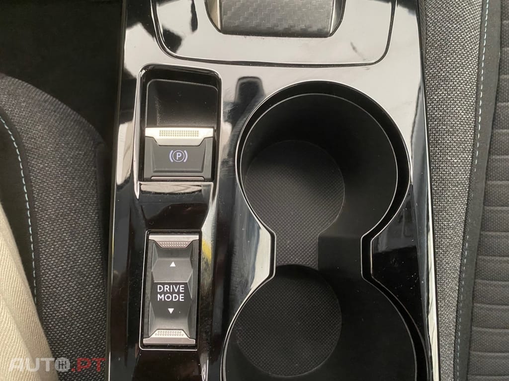 Peugeot E-208 50 kWh Active Pack