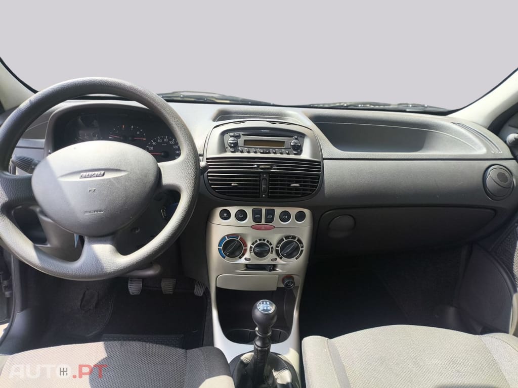 Fiat Punto 1.2 ACTIVE 