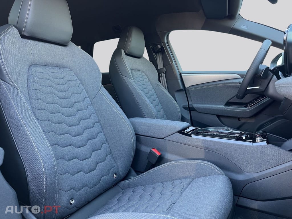 Audi A6 Avant I.V.A DEDUTIVEL e-tron Performance 270 kw