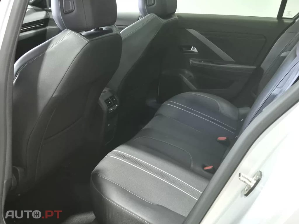 Opel Astra Sports Tourer 1.2 T GS Line Aut.