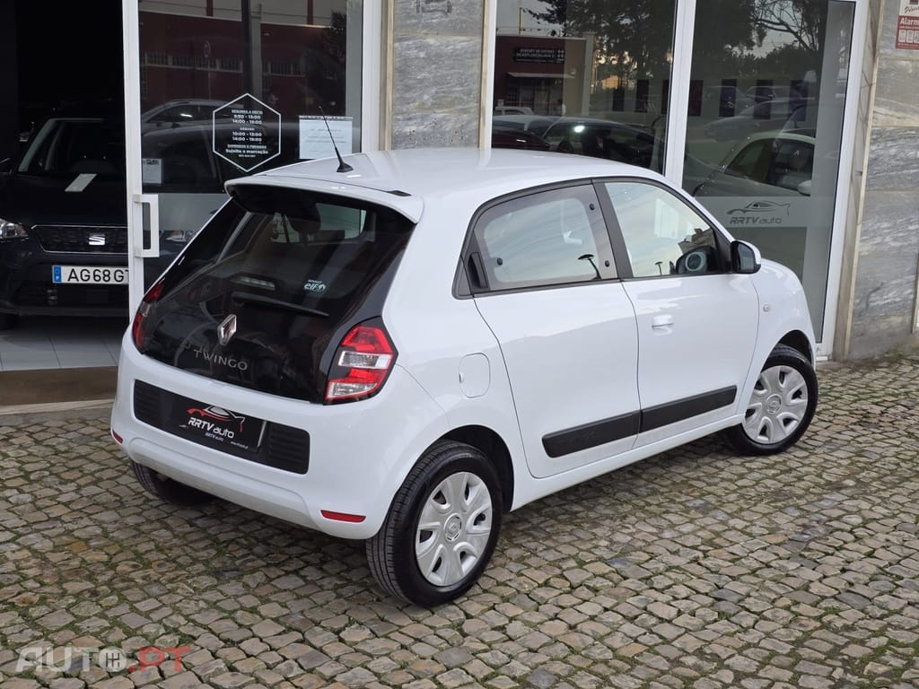 Renault Twingo SCe 70 S&S Cosmic
