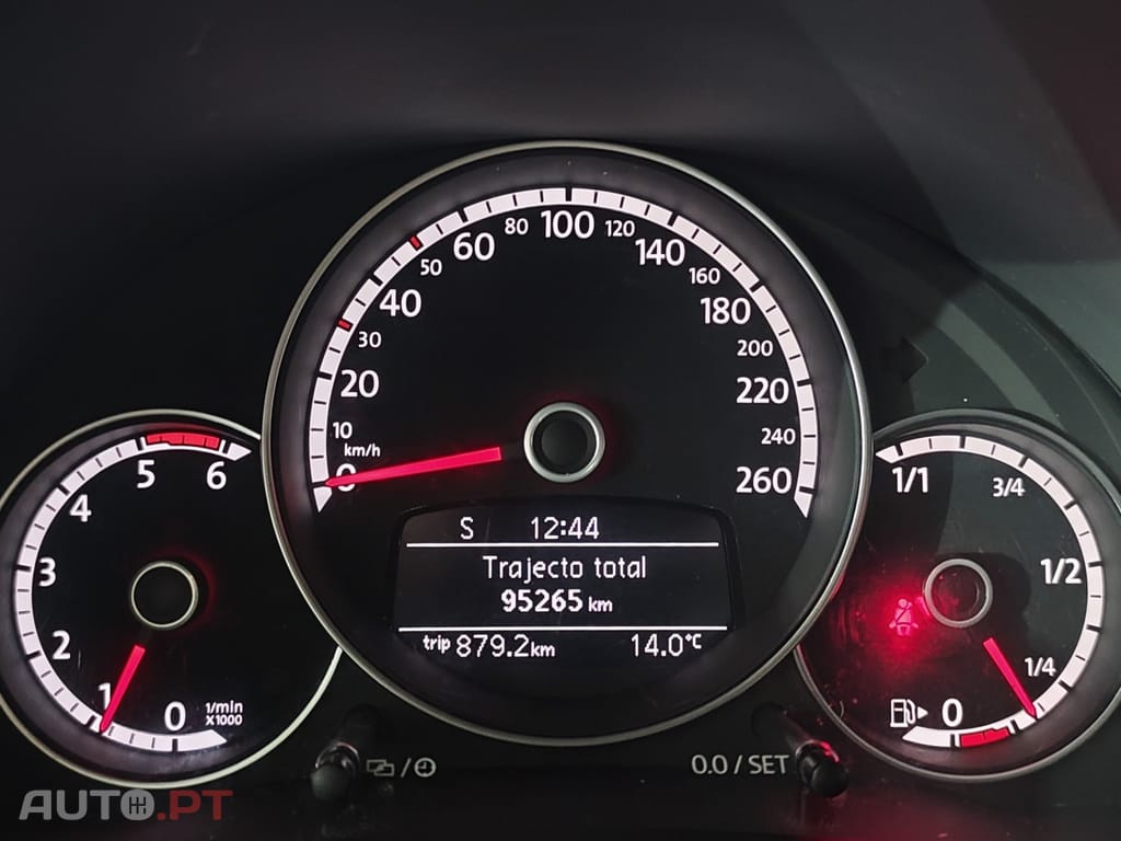 Volkswagen New Beetle 1.6 TDi Design