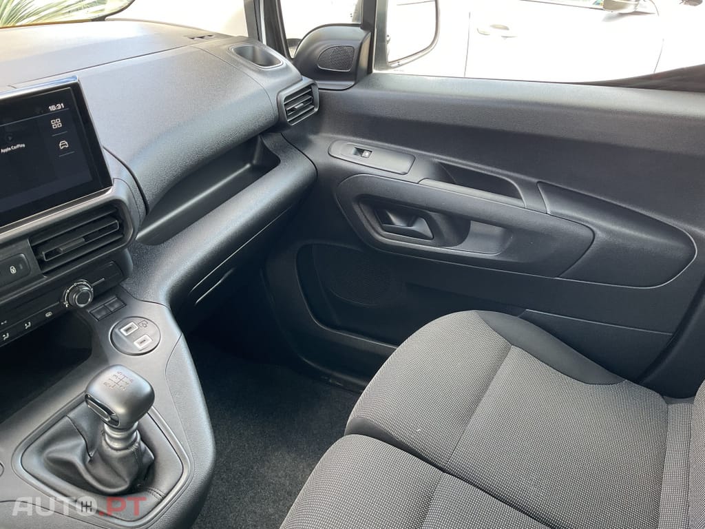 Fiat Doblo Outro