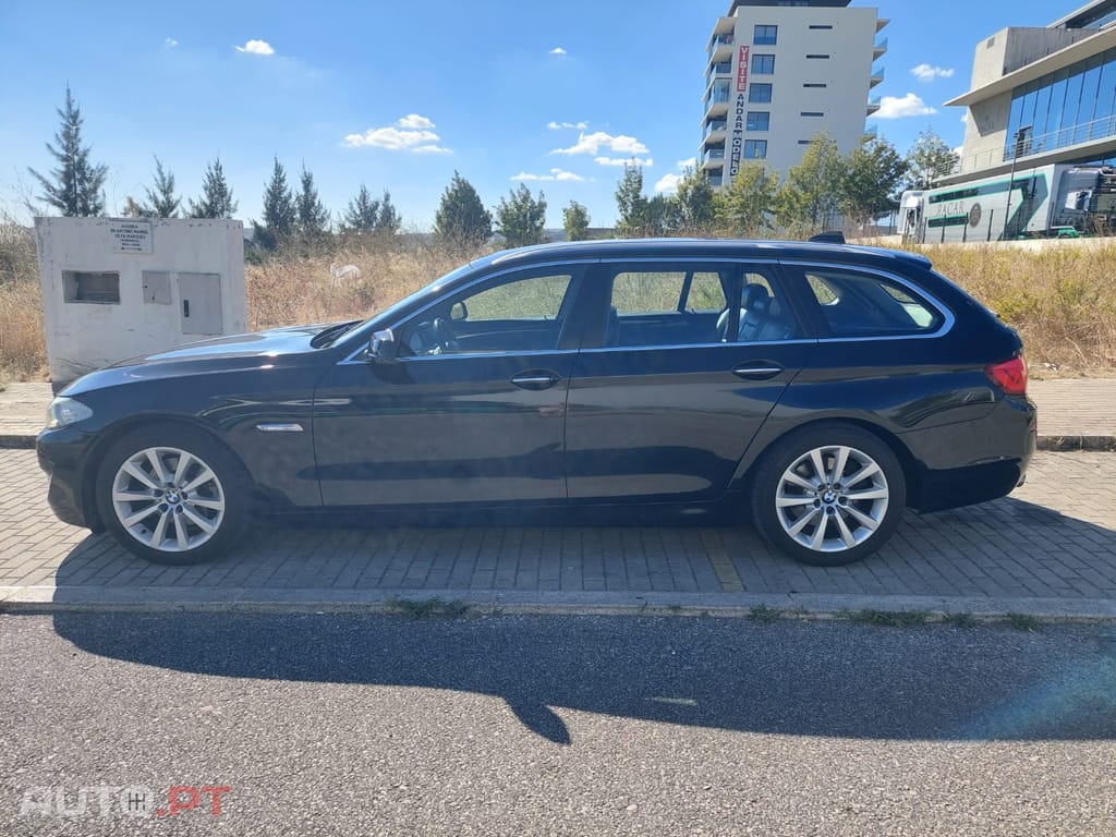 BMW 520 Luxury Line Auto
