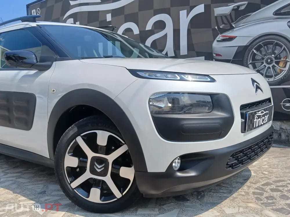 Citroen C4 Cactus Pure Tech e-THP 110 Stop&Start Shine